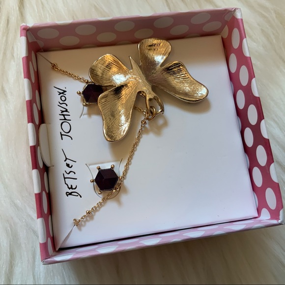 Betsey Johnson Butterfly Necklace and Earrings NWT - Picture 8 of 11